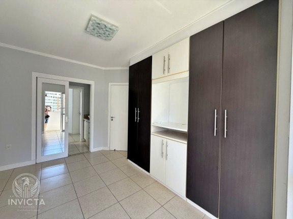 Imagem Apartamento com 3 Quartos à Venda, 138 m² em Centro - Balneário Camboriú Imagem Apartamento com 3 Quartos à Venda, 138 m² em Centro - Balneário Camboriú