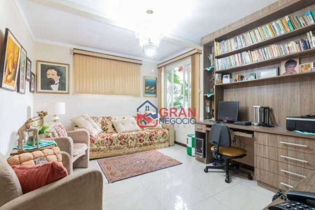 Imagem Casa com 3 Quartos à Venda, 123 m² em São Braz - Curitiba Imagem Casa com 3 Quartos à Venda, 123 m² em São Braz - Curitiba