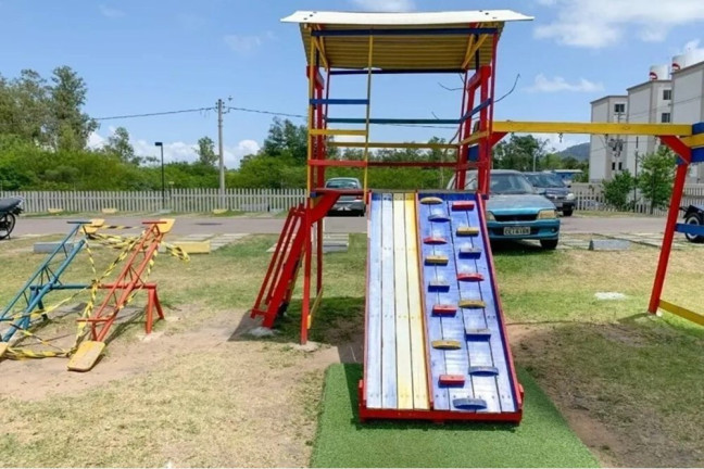 Imagem Imóvel com 2 Quartos à Venda, 42 m² em Hípica - Porto Alegre Imagem Imóvel com 2 Quartos à Venda, 42 m² em Hípica - Porto Alegre