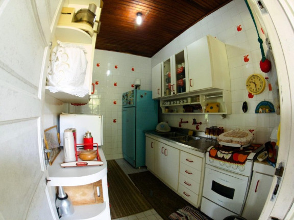 Imagem Imóvel com 3 Quartos à Venda, em Lagoa Da Conceição - Florianópolis Imagem Imóvel com 3 Quartos à Venda, em Lagoa Da Conceição - Florianópolis