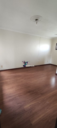 Imagem Sobrado com 5 Quartos à Venda, 338 m² em Jardim Itu - Porto Alegre Imagem Sobrado com 5 Quartos à Venda, 338 m² em Jardim Itu - Porto Alegre