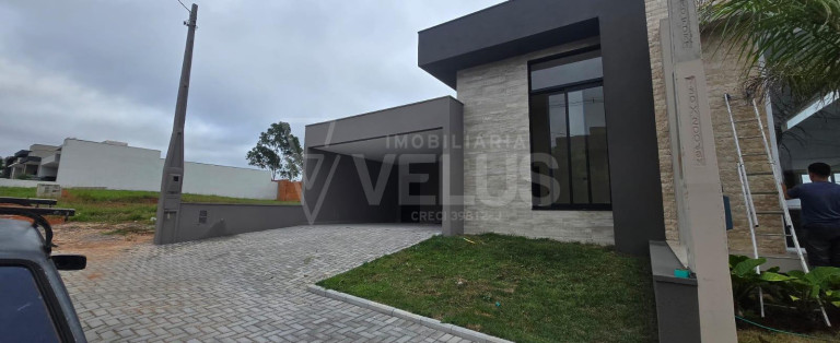 Casa de Condomínio com 4 Quartos à Venda, 198 m² em Golden Ville - Itapetininga