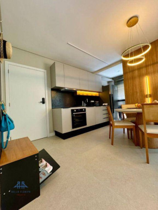 Imagem Apartamento com 2 Quartos à Venda, 93 m² em Centro - Florianópolis Imagem Apartamento com 2 Quartos à Venda, 93 m² em Centro - Florianópolis