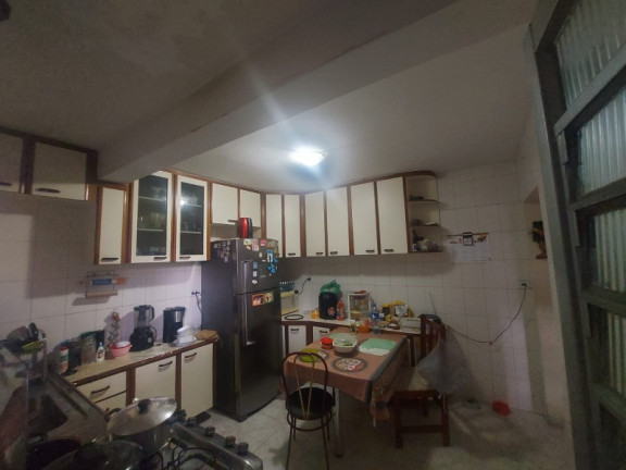 Imagem Casa com 4 Quartos à Venda, 309 m² em Cidade Domitila - São Paulo Imagem Casa com 4 Quartos à Venda, 309 m² em Cidade Domitila - São Paulo