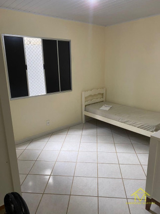 Imagem Casa com 5 Quartos à Venda, 200 m² em Centro - Vila Velha Imagem Casa com 5 Quartos à Venda, 200 m² em Centro - Vila Velha