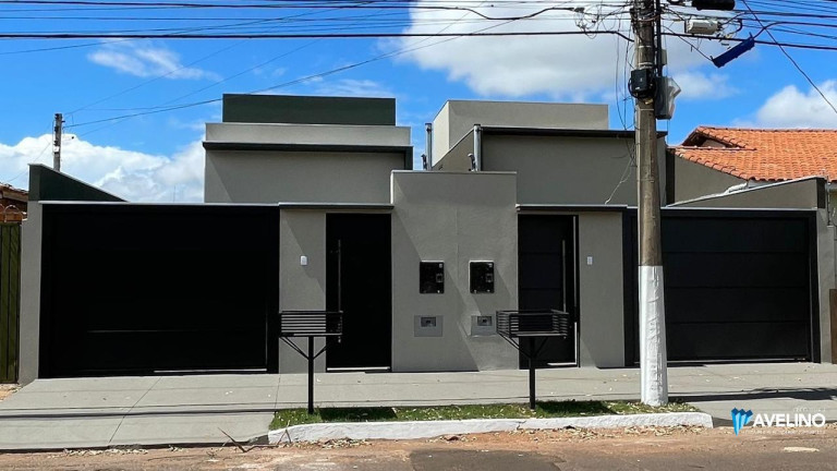 Casa com 3 Quartos à Venda, 180 m² em Recanto Dos Pássaros - Campo Grande