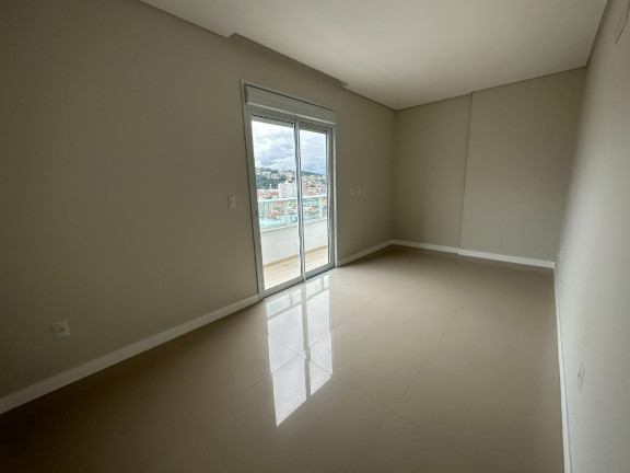 Imagem Cobertura com 3 Quartos à Venda, 145 m² em Kobrasol - São José