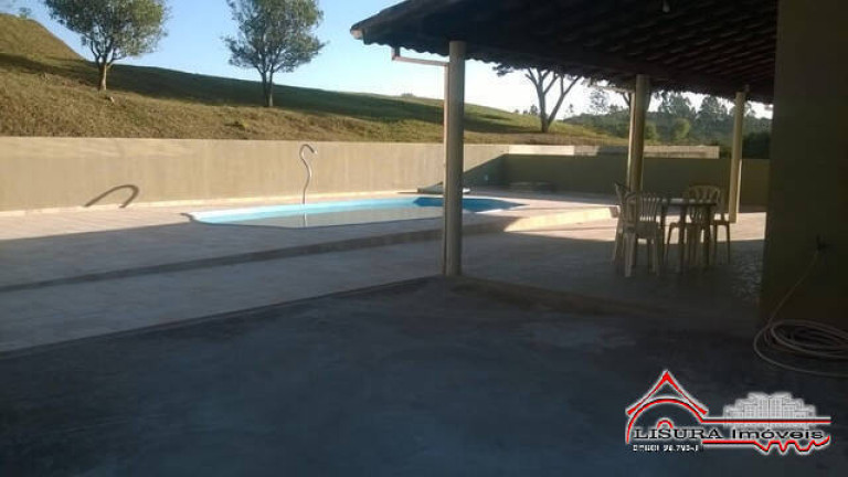 Imagem Chácara com 3 Quartos à Venda, 250 m² em Jardim Colônia - Jacareí