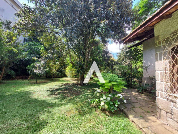 Imagem Casa com 5 Quartos à Venda, 350 m² em Iucas - Teresópolis Imagem Casa com 5 Quartos à Venda, 350 m² em Iucas - Teresópolis