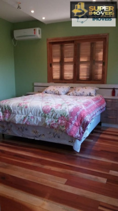Imagem Casa com 3 Quartos à Venda, 230 m² em Fragata - Pelotas