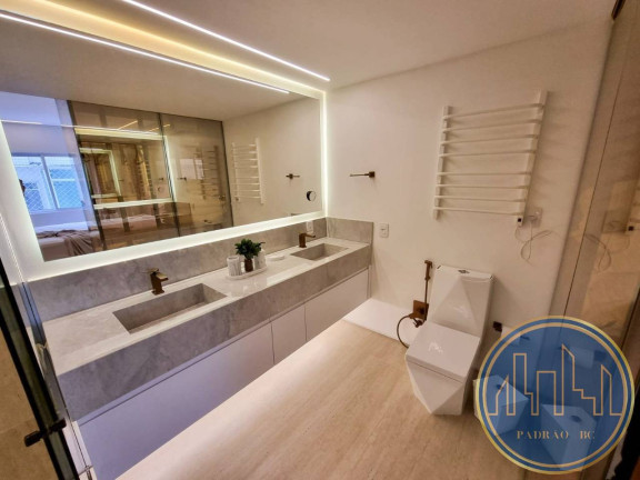 Imagem Apartamento com 4 Quartos para Temporada,  em Centro - Balneário Camboriú