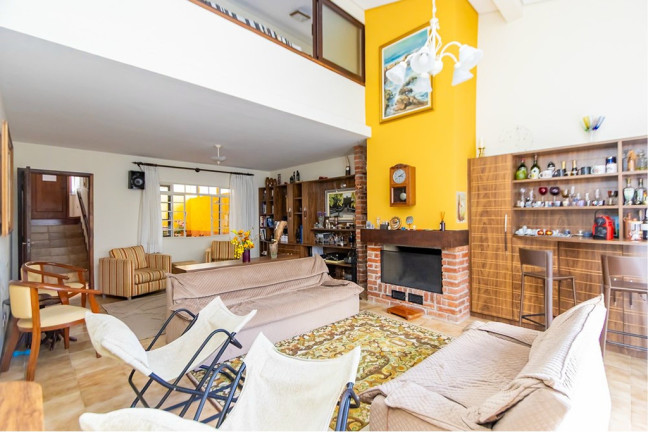 Imagem Casa com 4 Quartos à Venda, 403 m² em Ahú - Curitiba Imagem Casa com 4 Quartos à Venda, 403 m² em Ahú - Curitiba