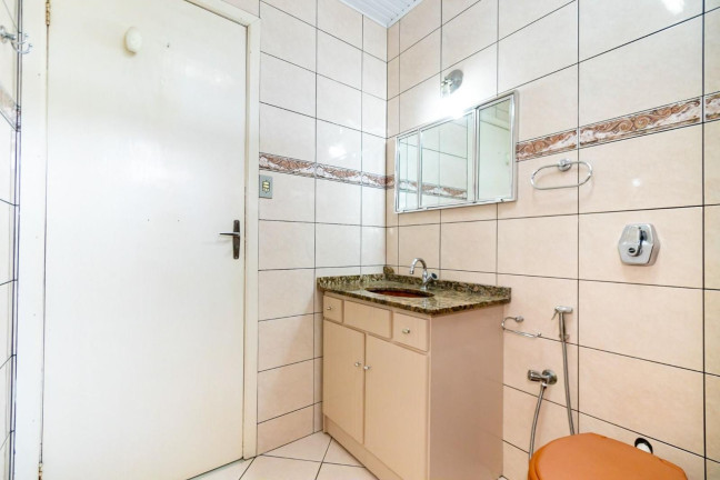 Imagem Casa com 3 Quartos à Venda, 110 m² em Xaxim - Curitiba Imagem Casa com 3 Quartos à Venda, 110 m² em Xaxim - Curitiba