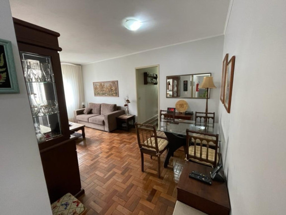 Imagem Imóvel com 3 Quartos à Venda, 122 m² em Auxiliadora - Porto Alegre Imagem Imóvel com 3 Quartos à Venda, 122 m² em Auxiliadora - Porto Alegre