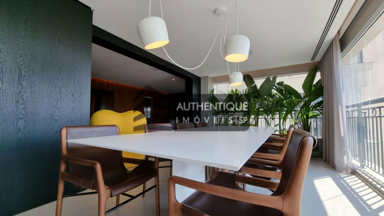 Imagem Apartamento com 2 Quartos à Venda, 172 m² em Moema - São Paulo