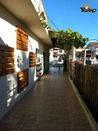 Imagem Casa com 3 Quartos à Venda, 230 m² em Centro - Navegantes Imagem Casa com 3 Quartos à Venda, 230 m² em Centro - Navegantes