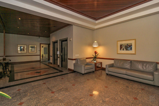 Imagem Imóvel com 3 Quartos à Venda, 120 m² em Moinhos De Vento - Porto Alegre Imagem Imóvel com 3 Quartos à Venda, 120 m² em Moinhos De Vento - Porto Alegre