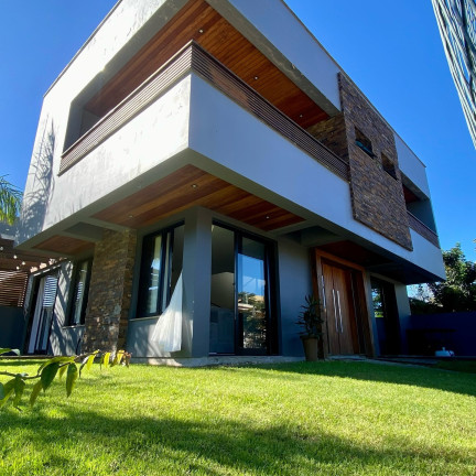 Casa com 3 Quartos à Venda, 147 m² em Ferraz - Garopaba