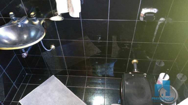 Imagem Casa com 6 Quartos à Venda, 416 m² em Oficinas - Ponta Grossa Imagem Casa com 6 Quartos à Venda, 416 m² em Oficinas - Ponta Grossa