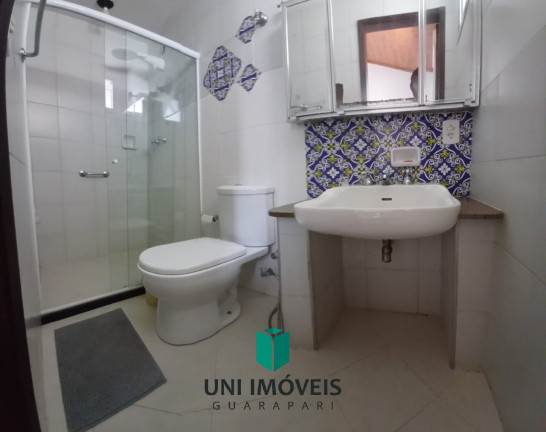 Imagem Casa com 6 Quartos à Venda,  em Perocão - Guarapari