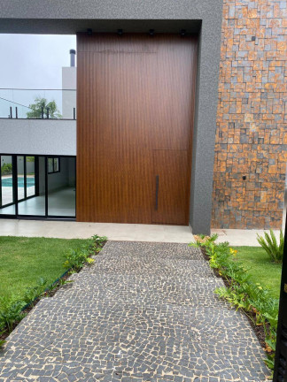 Imagem Sobrado com 3 Quartos à Venda, 841 m² em Jardim Portal Das Flores - Arapongas Imagem Sobrado com 3 Quartos à Venda, 841 m² em Jardim Portal Das Flores - Arapongas