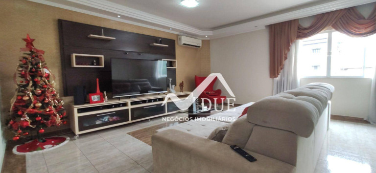 Imagem Casa com 3 Quartos à Venda, 145 m² em Macuco - Santos