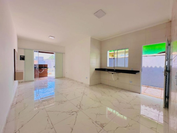 Imagem Casa com 2 Quartos à Venda, 90 m² em Jd. Palmeiras - Itanhaém Imagem Casa com 2 Quartos à Venda, 90 m² em Jd. Palmeiras - Itanhaém