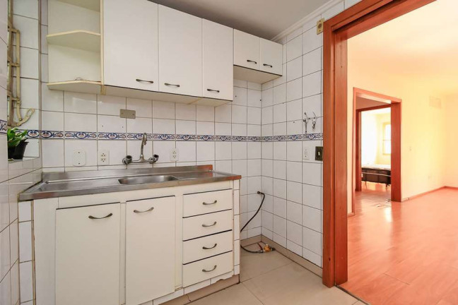 Imagem Imóvel com 2 Quartos à Venda, em Petrópolis - Porto Alegre Imagem Imóvel com 2 Quartos à Venda, em Petrópolis - Porto Alegre