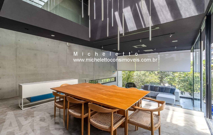 Imagem Sobrado com 3 Quartos à Venda, 330 m² em Sumaré - São Paulo Imagem Sobrado com 3 Quartos à Venda, 330 m² em Sumaré - São Paulo