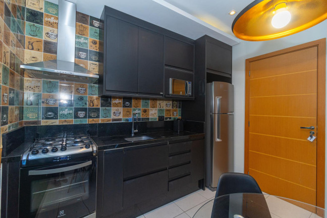 Imagem Imóvel com 1 Quarto para Alugar, 31 m² em Rebouas - Curitiba Imagem Imóvel com 1 Quarto para Alugar, 31 m² em Rebouas - Curitiba