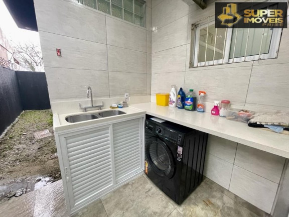 Imagem Casa com 3 Quartos à Venda, 360 m² em Laranjal - Pelotas
