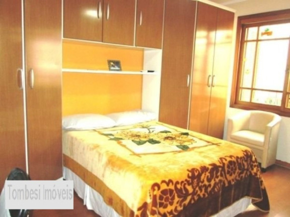 Imagem Casa com 3 Quartos à Venda, 187 m² em Sarandi - Porto Alegre Imagem Casa com 3 Quartos à Venda, 187 m² em Sarandi - Porto Alegre