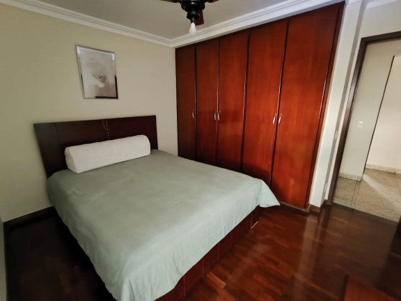 Imagem Casa com 4 Quartos para Alugar, 400 m² em Parque Acalanto - Goiania Imagem Casa com 4 Quartos para Alugar, 400 m² em Parque Acalanto - Goiania