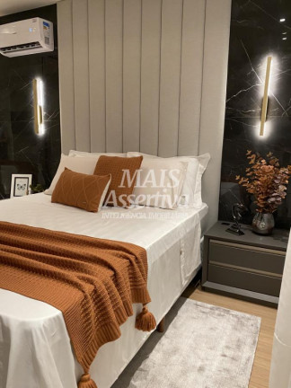Imagem Apartamento com 2 Quartos à Venda, 76 m² em Centro - Navegantes