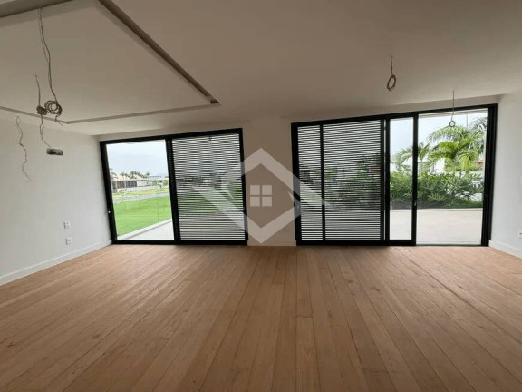 Imagem Casa com 5 Quartos à Venda, 600 m² em Barra Da Tijuca - Rio De Janeiro Imagem Casa com 5 Quartos à Venda, 600 m² em Barra Da Tijuca - Rio De Janeiro