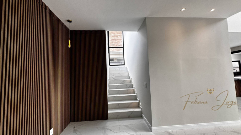 Casa com 5 Quartos à Venda, 353 m² em Jardim Portugal - Valinhos