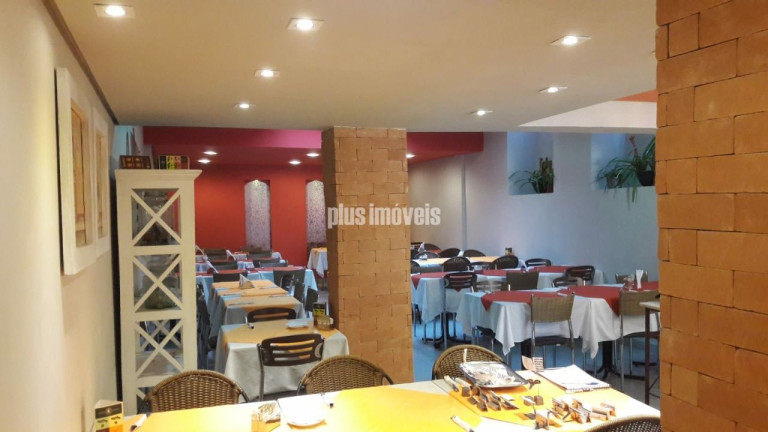 Imóvel Comercial à Venda ou Locação, 150 m² em Chácara Santo Antônio - Zona Sul - São Paulo