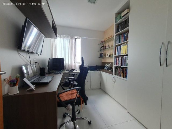 Imagem Apartamento com 3 Quartos à Venda, 80 m² em Casa Amarela - Recife