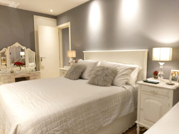 Imagem Apartamento com 4 Quartos à Venda, 220 m² em Icaraí - Niterói Imagem Apartamento com 4 Quartos à Venda, 220 m² em Icaraí - Niterói