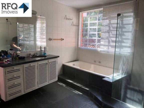 Imagem Casa com 3 Quartos à Venda, 238 m² em Vila Nova Conceição - São Paulo
