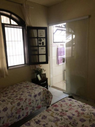 Imagem Casa com 4 Quartos à Venda, 515 m² em Centro - Macaé Imagem Casa com 4 Quartos à Venda, 515 m² em Centro - Macaé