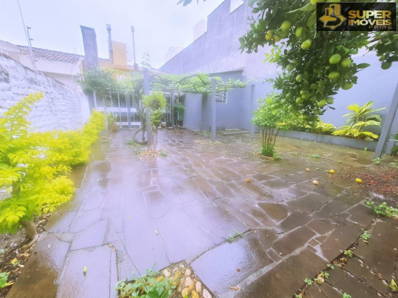 Imagem Casa com 3 Quartos à Venda, 285 m² em Centro - Pelotas Imagem Casa com 3 Quartos à Venda, 285 m² em Centro - Pelotas