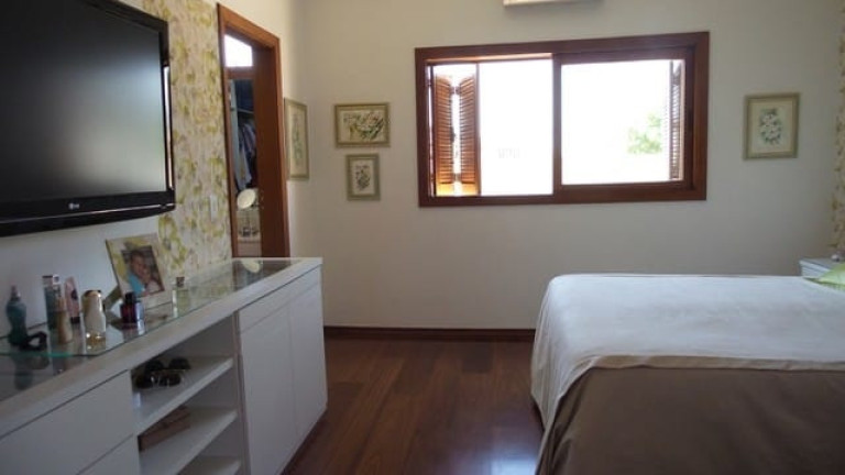 Imagem Casa com 4 Quartos à Venda, 360 m² em Jardim Das Nações - Taubaté Imagem Casa com 4 Quartos à Venda, 360 m² em Jardim Das Nações - Taubaté