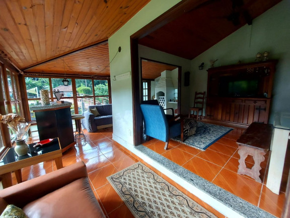 Imagem Casa com 5 Quartos à Venda, 132 m² em Albuquerque - Teresópolis