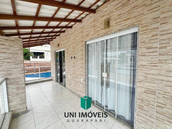 Imagem Casa com 4 Quartos à Venda,  em Setiba - Guarapari