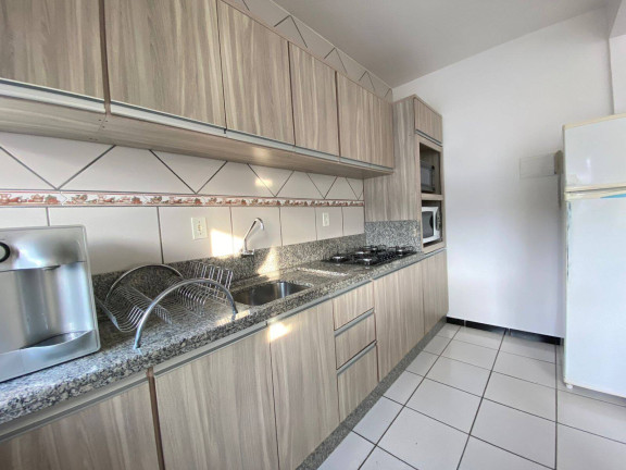 Apartamento com 2 Quartos à Venda, 77 m² em Itapema