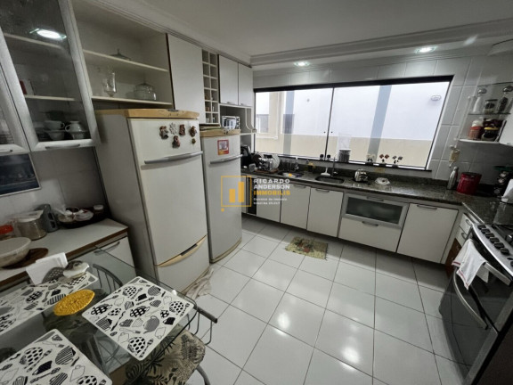 Imagem Casa com 5 Quartos à Venda, 260 m² em Buraquinho - Lauro De Freitas