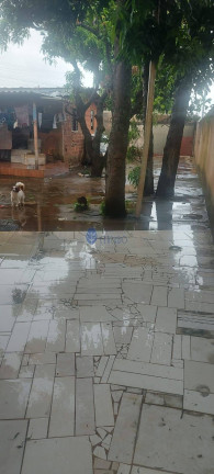 Imagem Casa com 2 Quartos à Venda, 372 m² em Calixtolândia - Anápolis Imagem Casa com 2 Quartos à Venda, 372 m² em Calixtolândia - Anápolis