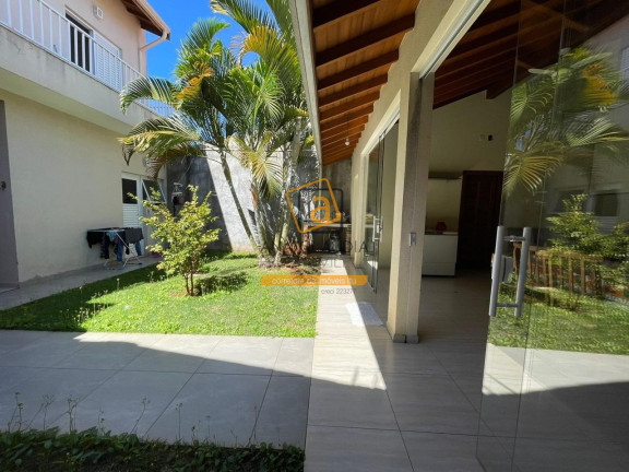 Sobrado com 4 Quartos à Venda,  em Parque Residencial Potiguara - Itu
