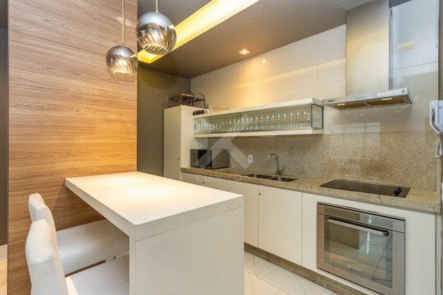 Imagem Imóvel com 1 Quarto à Venda, 54 m² em Petrópolis - Porto Alegre Imagem Imóvel com 1 Quarto à Venda, 54 m² em Petrópolis - Porto Alegre
